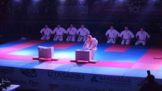 Türkiye Kyokushin Stil Karate Şampiyonası’nın seremonisi yapıldı