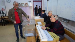 Gaziantep’te oy kullanma işlemi başladı