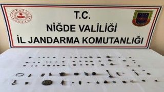 Niğde’de 75 tarihi obje ele geçirildi