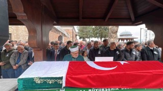 Sinan Ateş’in babası gözyaşları içinde toprağa verildi