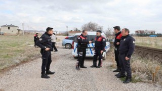 Uyuşturucudan aranan şahıs polisle yaşanan kovalamacada yakalandı