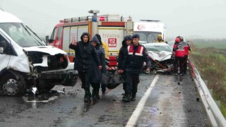 Diyarbakır’da feci kaza: 3 ölü, 2’si ağır 5 yaralı