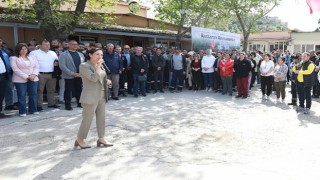 Efes Selçuk Belediye Başkanı Filiz Ceritoğlu Sengel, belediye emekçileri ile bayramlaştı