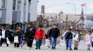 Erzurum’da çocukların vazgeçemediği bir gelenek: Arafalık