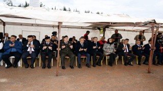 Osmaniye’de şehitler ile depremde hayatını kaybedenlerin kabirleri ziyaret edildi