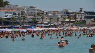 Didim’de tatilciler plajları doldurdu