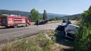 Karabük’te çarpışan iki otomobil takla attı: 1 ölü, 5 yaralı