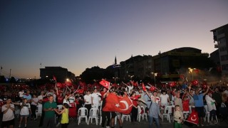 Kocaeli Kent Meydanında çifte bayram coşkusu