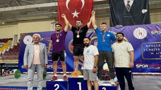 Nevşehir Belediyesi sporcusu Serdar Benli Türkiye üçüncüsü olmayı başardı