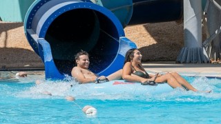 Oasis Aquapark Çeşme kapılarını gençlere açtı