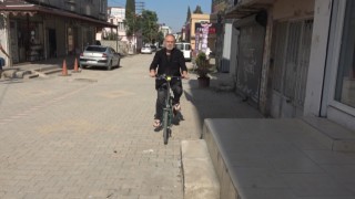 Hatay'lı saat tamircisi 50 yıllık bisiklet rutinini bozmadı