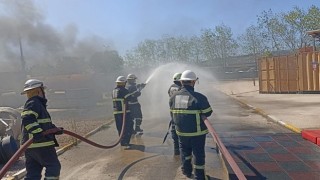 Kocaeli Büyükşehir Belediyesi İtfaiyesi'nden Polisan acil durum ekiplerine eğitim