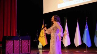 Azerbaycanlı sanatçı Mammadova’dan unutulmaz konser