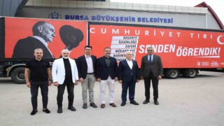 Cumhuriyet Tırı 29 Ekim coşkusunu Bursa’ya yayıyor