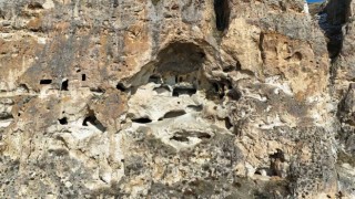 Erzurum’da Kırk Pencereli Mağaraları keşfedilmeyi bekliyor