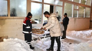 Nevşehirli Vatandaşlara Kandil Simidi İkram Edildi