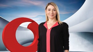 Vodafone Yeni Segmenti “Süper65” ile 65 Yaş ve Üzeri İçin Teknoloji Kullanımını Kolaylaştırıyor