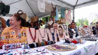 Hüseyin Can Güner Zafer Park’ta Vatandaşlarla Buluştu