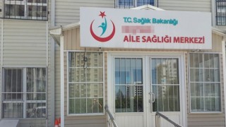 Aile Sağlığı Merkezi Çalışanları 'Sağlıkçı' ünvanını geri istiyor