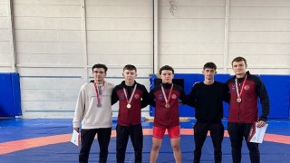 Aliağa’nın Genç Güreşçileri İzmir Üçüncüsü Oldu