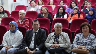 Bayraklı’da Meme kanseri farkındalık semineri
