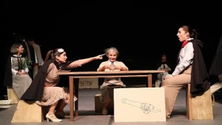 Şehir Tiyatroları “Yaftalı Tabut” Oyunuyle Maltepe Tiyatro Festivali’nde