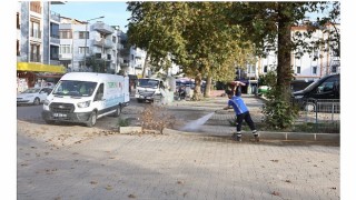 Temizlik Emekçileri Cumhuriyet Mahallesi’nde Yoğun Mesai Harcadı