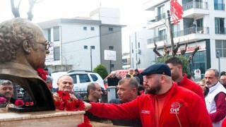 Güzelbahçeliler Mumcu’yu Unutmadı