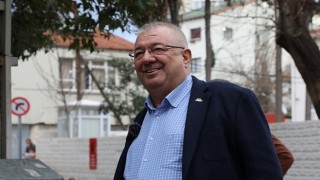 Başkan Ertaş sahaya indi; Edremit’te yol atağı