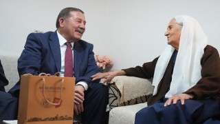 Milas Belediye Başkanı Topuz’dan Asırlık Çınarlara Ziyaret