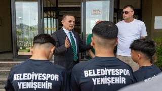 Yenişehir Belediyesi Spor Kulübü U-15 futbol takımı Konya’ya hareket etti