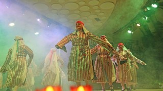 Karşıyaka’da halk dansları kursuna muhteşem final!