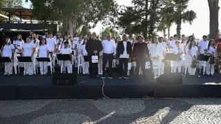 Kemer’de ”Yaza merhaba konseri”
